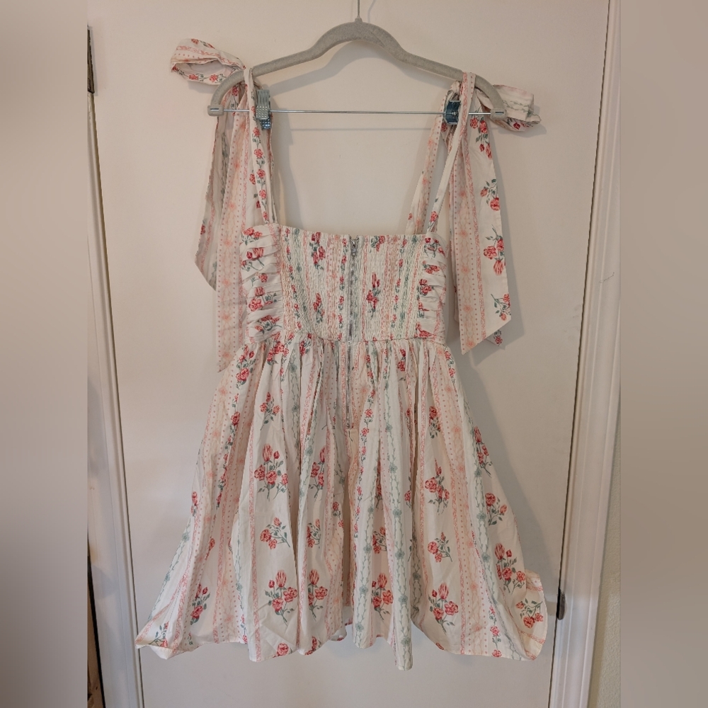Chic Cream Strapless Dress - Picture 6 of 6